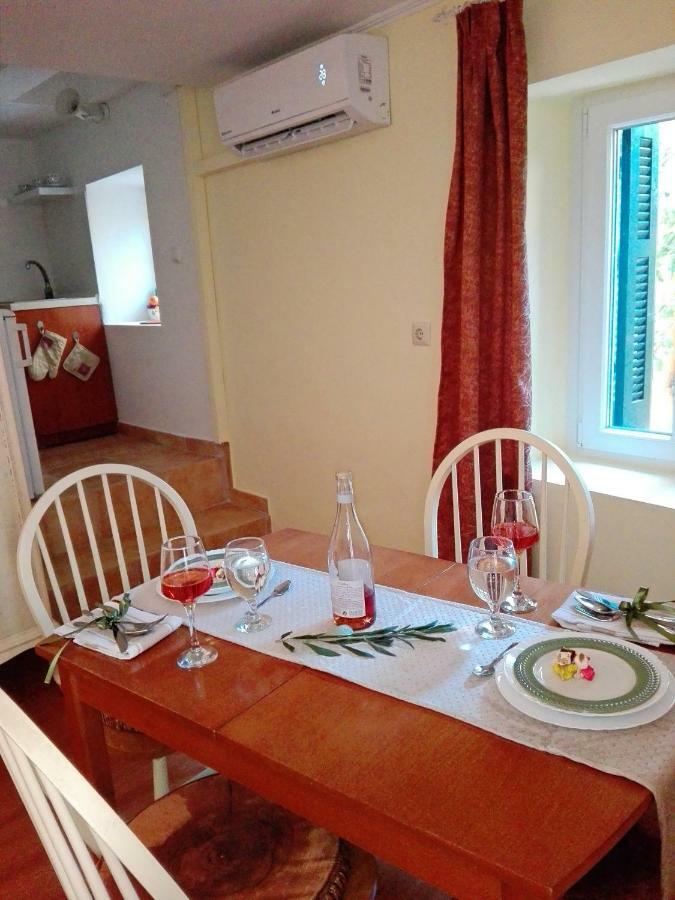 Venetian Well Cozy Apartment Corfu Old Town Bagian luar foto