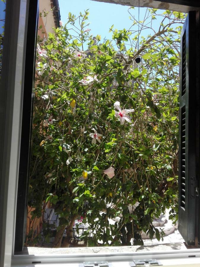 Venetian Well Cozy Apartment Corfu Old Town Bagian luar foto