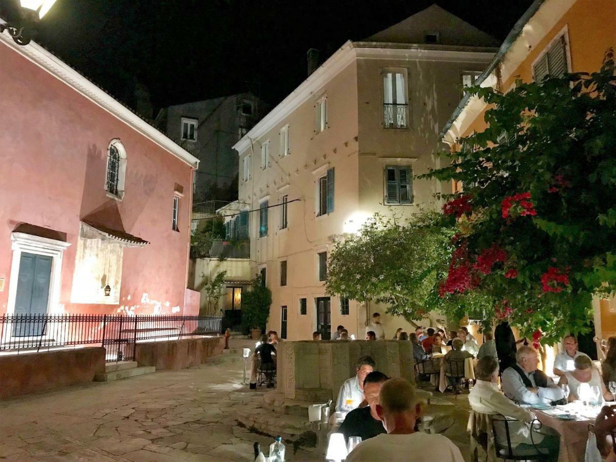 Venetian Well Cozy Apartment Corfu Old Town Bagian luar foto