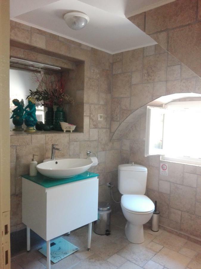 Venetian Well Cozy Apartment Corfu Old Town Bagian luar foto